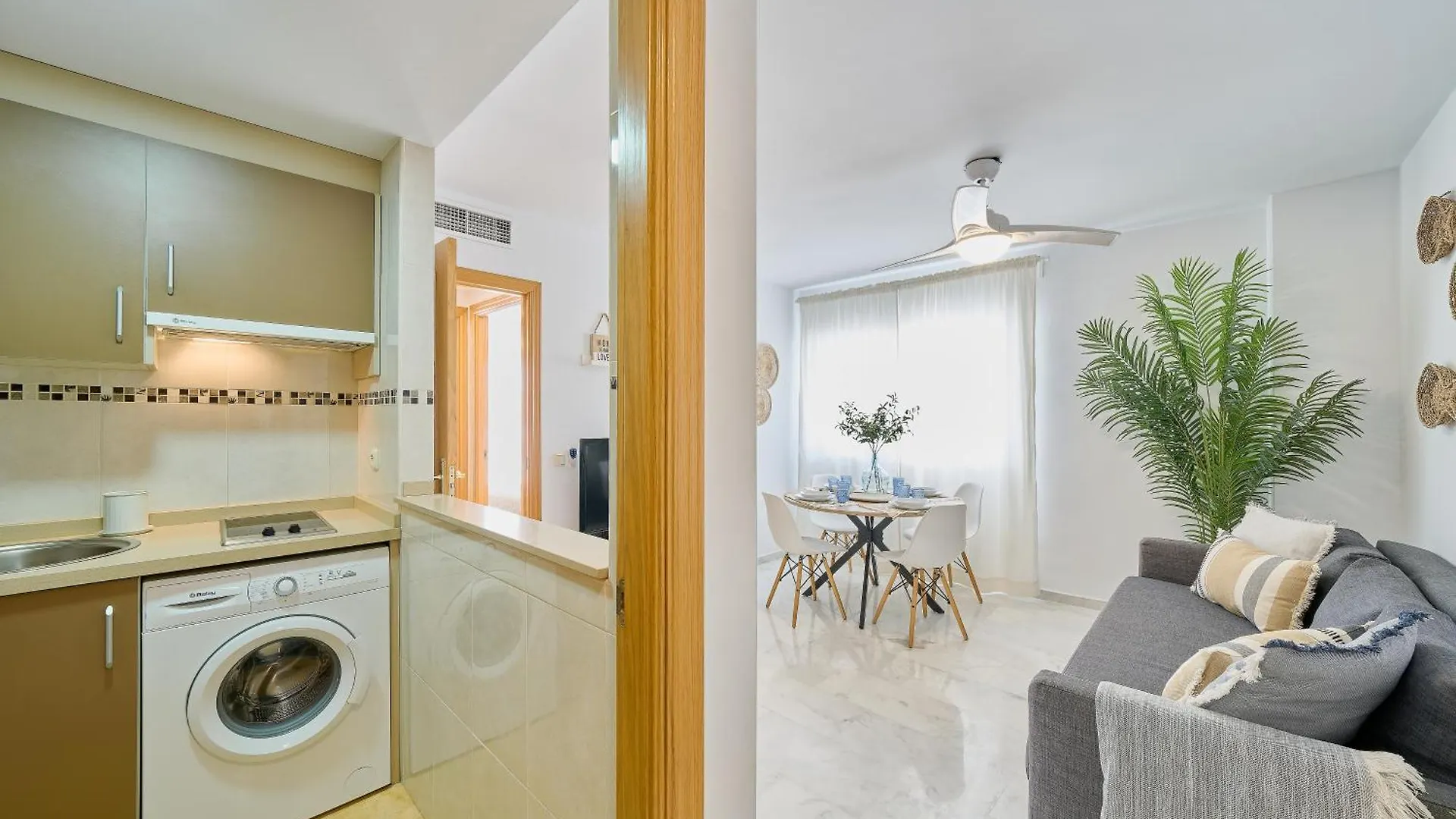 Fuengirola Beach Apartment By Stay Belonio